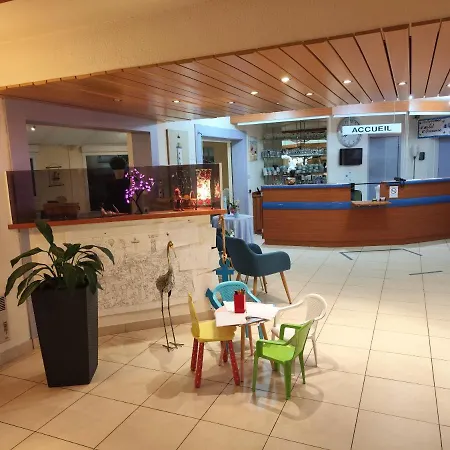 Estuaire Hotel 2*