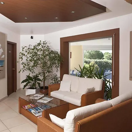 Estuaire Hotel 2*